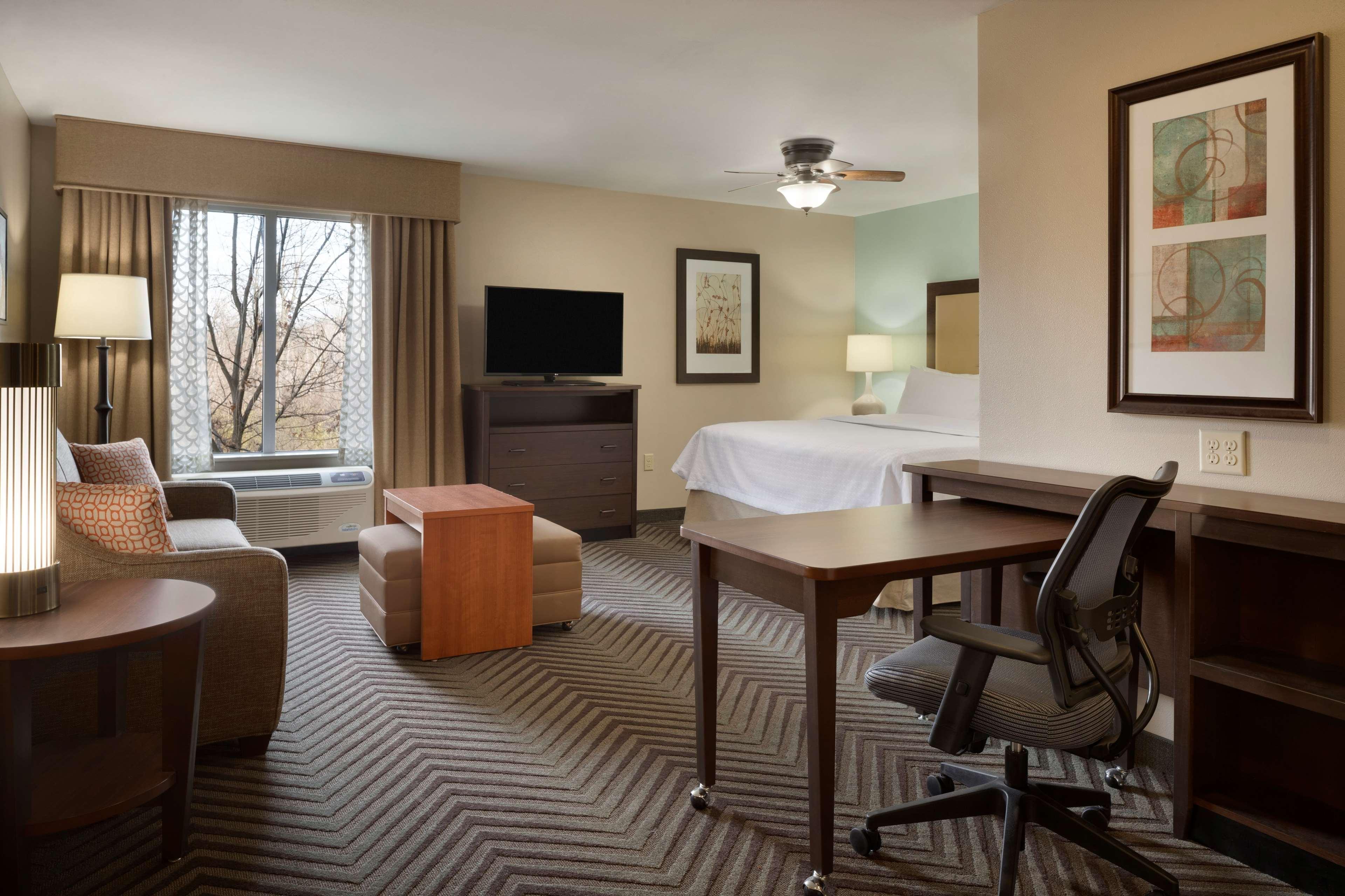 Homewood Suites By Hilton Kalamazoo-Portage Exterior photo